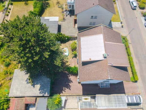 Immobilie in Waghäusel - Investieren oder selbst einziehen: Attraktives Dreifamilienhaus - Bild 3