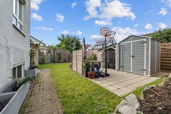Immobilie in Sexau - Helle Maisonette, 4 Zimmer auf zwei Etagen, zwei Balkone, Garten und Solar-Carport IN SEXAU - Bild 3