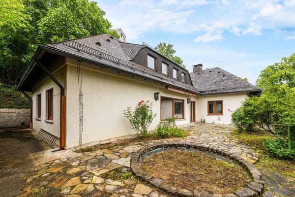 Immobilie in Sulzbach-Rosenberg -     Einzigartige Hanglage trifft auf vielfältige Gestaltungsmöglichkeiten - Bild 4