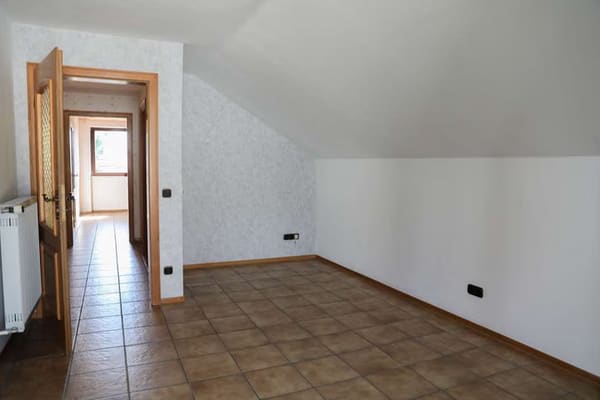 Immobilie in Lohr am Main - Mehrfamilienhaus  mit 3 Wohneinheiten - Bild 1