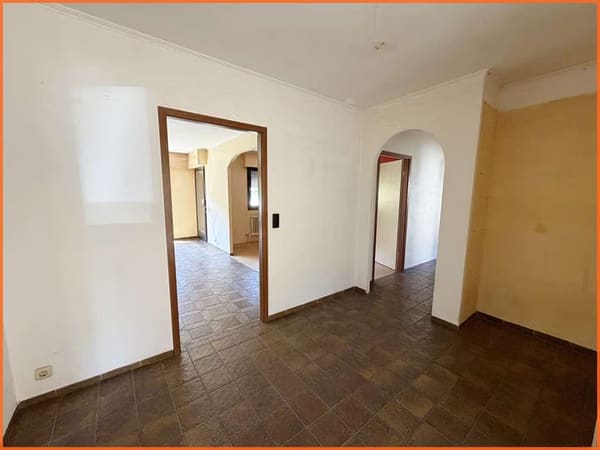 Immobilie in Raumbach - Haus in sonniger Grünblicklage und wohnlich gestalteter Garage mit Nutzungsvielfalt - Bild 2