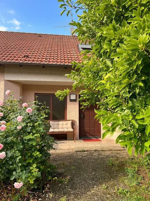 Immobilie in Lohr am Main - ideal für Familien! Schönes Wohnhaus mit Weitblick in Sendelbach - Bild 0