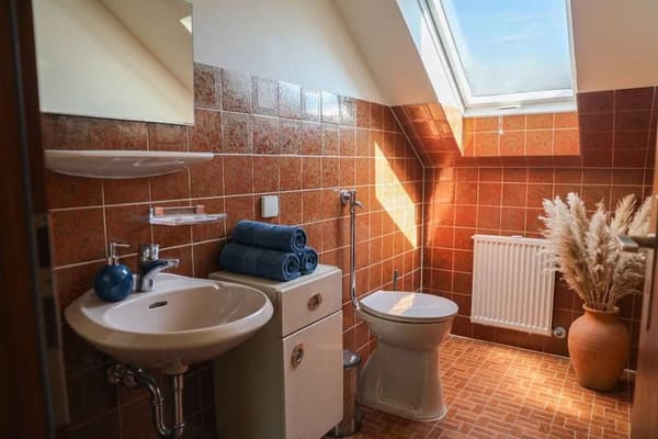 Immobilie in Lohr am Main - ideal für Familien! Schönes Wohnhaus mit Weitblick in Sendelbach - Bild 2