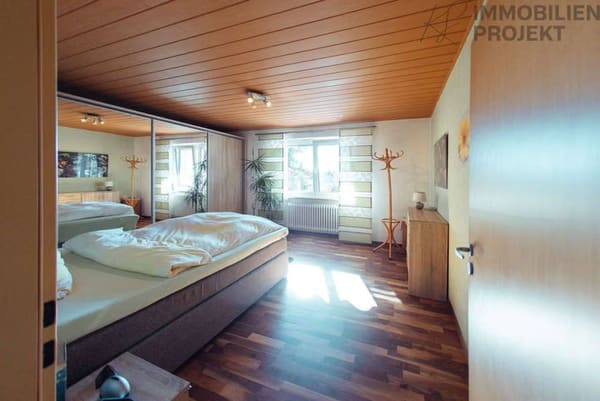 Immobilie in Bindlach - 3,5-Zimmer-Wohnung mit Terrassen, Balkon, Garten und Doppelgarage auf 114m² in Bindlach-Ramsenthal - Bild 2