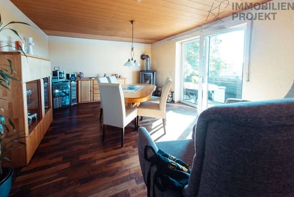 Immobilie in Bindlach - 3,5-Zimmer-Wohnung mit Terrassen, Balkon, Garten und Doppelgarage auf 114m² in Bindlach-Ramsenthal - Bild 4