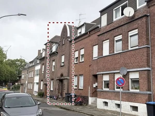 Immobilie in Goch - PROVISIONSFREI für Erwerber (Zwangsversteigerung): Großes Reihenhaus in zentraler Lage von Goch. - Bild 1