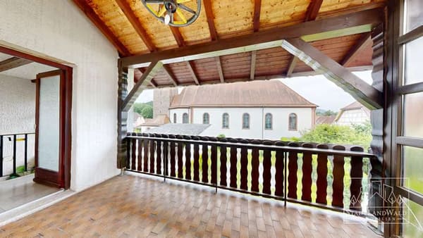 Immobilie in Fischbach bei Dahn - Wohnen, vermieten, weiterdenken – Solides Zweifamilienhaus mit Garten und Garagen im Ortskern - Bild 4