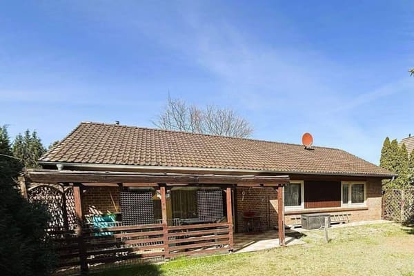 Immobilie in Lindow (Mark) - Interessanter Bungalow/ Ferienhaus unweit Neuruppin - Bild 2
