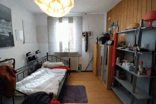 Immobilie in Lahnstein - Zweifamilienhaus mit großem Entwicklungspotenzial - Ihre ideale Investitionschance! - Bild 1