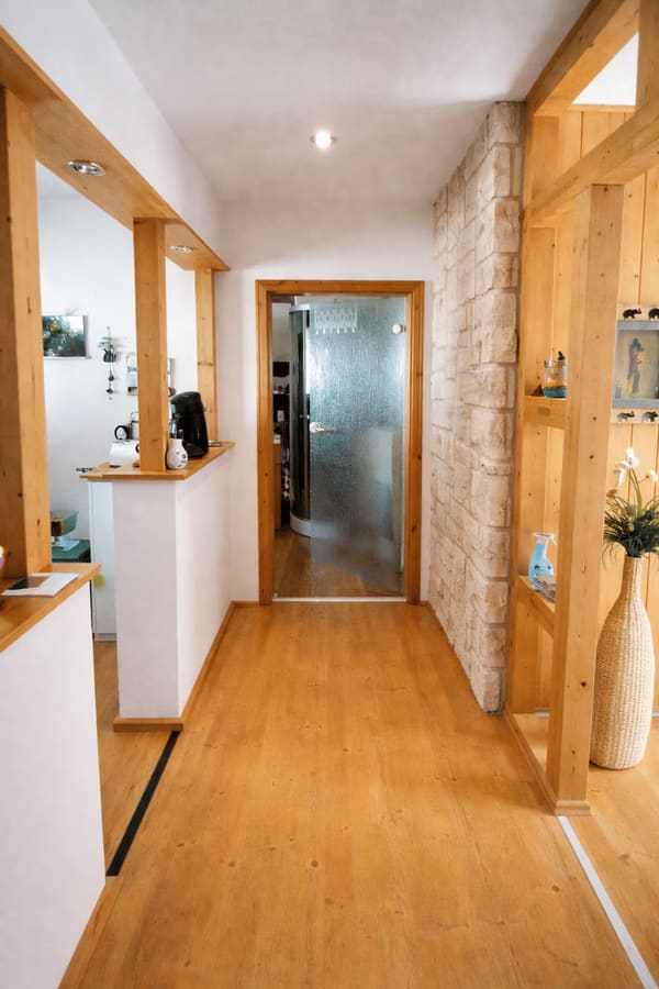 Immobilie in Lahnstein - Zweifamilienhaus mit großem Entwicklungspotenzial - Ihre ideale Investitionschance! - Bild 2