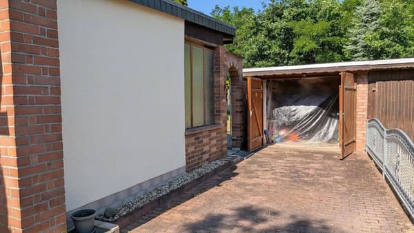Immobilie in Osternienburger Land - Freizeitbungalow am Löbitzsee - Bild 1