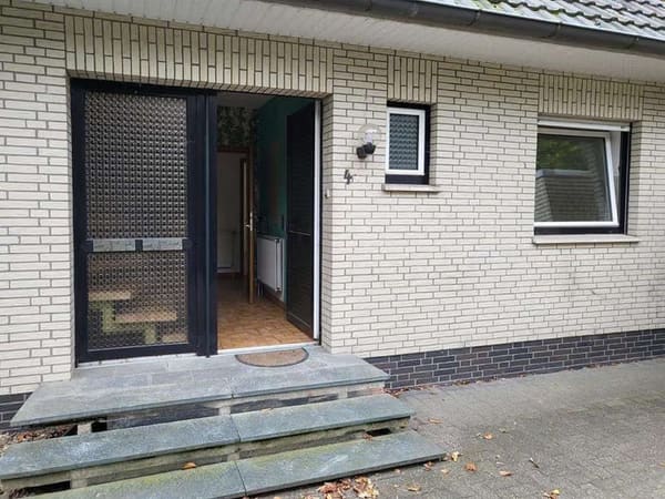 Immobilie in Diepholz - Zweifamilienhaus in Diepholz: ca. 210 m² für Kapitalanleger oder Eigennutzer! - Bild 2
