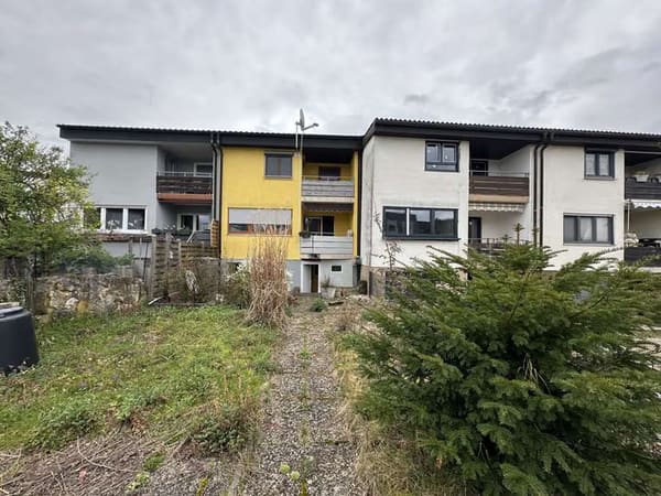 Immobilie in Grenzach-Wyhlen - Preislich hochspannendes Reihenhaus  mit Einliegerwohnung , nicht vermietet - Bild 2