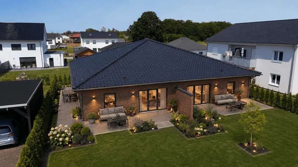 Immobilie in Haßbergen - Haßbergen • Schlüsselfertiges KfW 50 Doppelhaus mit Gäste Wc & Doppelcarport - Bild 1