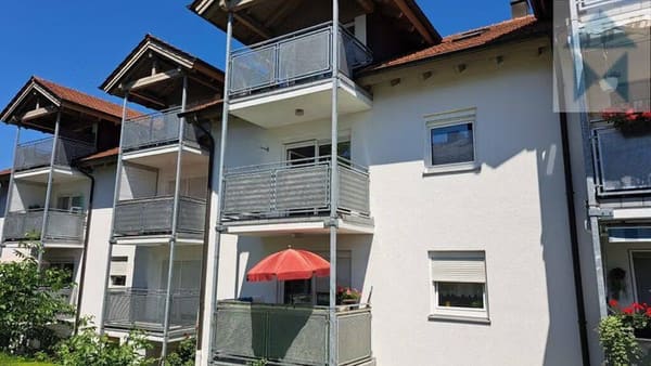 Immobilie in Bogen - 2 ZKB mit Balkon in Bogen, nähe Ärztehaus - Bild 0
