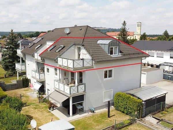 Immobilie in Teublitz - schicke Dachterrassen-ETW mit Garage - Bild 0