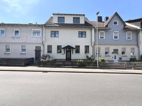 Immobilie in Hessisch Lichtenau - Wohlfühlatmosphäre für die große Familie in stadtnaher Umgebung - Bild 2