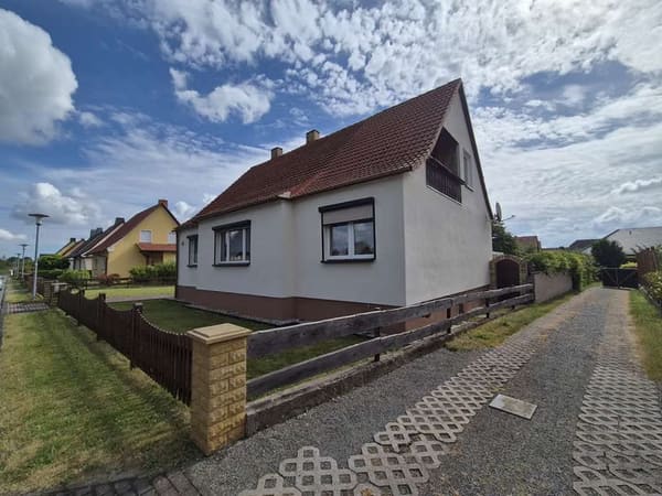 Immobilie in Mockrehna - Einfamilienhaus mit Einliegerwohnung und großzügigem Grundstück in Mockrehna zu verkaufen! Ab mtl. 8 - Bild 1
