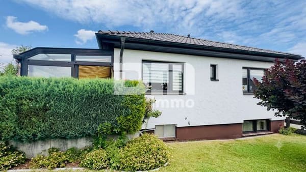 Immobilie in Calden - Solider Familien-Bungalow mit großem Potenzial in ruhiger Lage mit Wintergarten und Garage - Bild 1