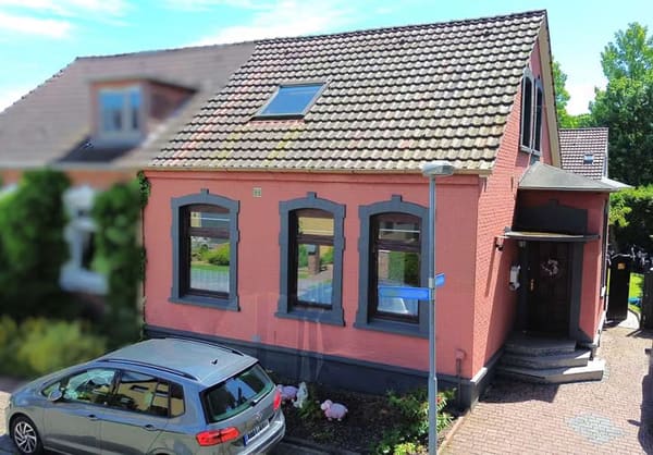Immobilie in Nordenham - Familiennest zum Wohlfühlen: Klassische Doppelhaushälfte in Nordenham - Bild 0