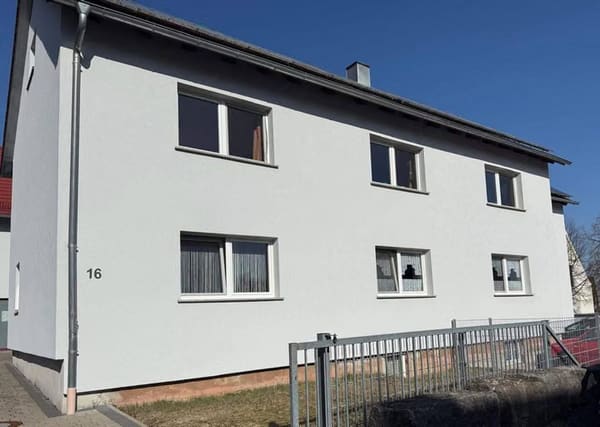 Immobilie in Emskirchen - Nachhaltig investieren - gepflegtes Mehrfamilienhaus mit 5 Wohneinheiten (Teilvermietet)  - Bild 2