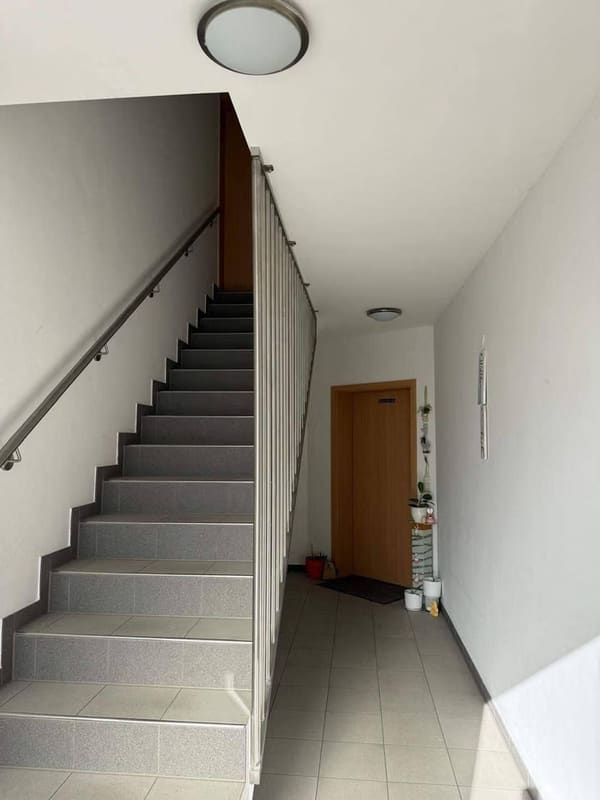 Immobilie in Emskirchen - Nachhaltig investieren - gepflegtes Mehrfamilienhaus mit 5 Wohneinheiten (Teilvermietet)  - Bild 3