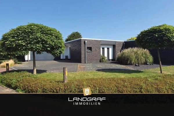 Immobilie in Harpstedt - Design trifft Großartigkeit – moderner Bungalow mit separaten Rückzugsorten für mehrere Generationen. - Bild 0