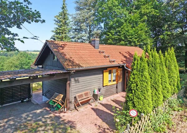 Immobilie in Guxhagen - Entzückendes Ferienhaus, einzugsbereit mit 3,5 ZKB, Top-Zustand - Bild 1