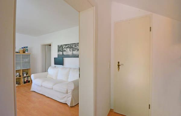 Immobilie in Guxhagen - Entzückendes Ferienhaus, einzugsbereit mit 3,5 ZKB, Top-Zustand - Bild 3