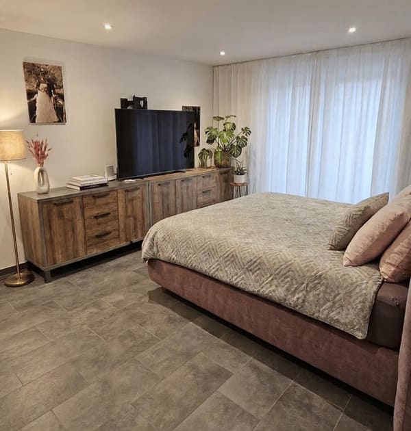 Immobilie in Longuich - *provisionsfrei* Einziehen und wohlfühlen - modernes Einfamilienhaus mit Naturpool - Bild 3