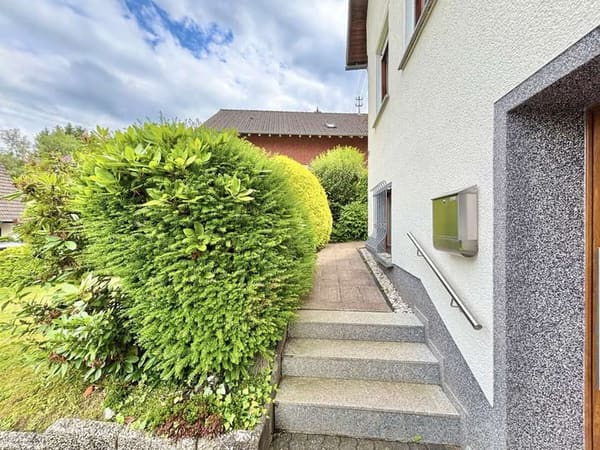 Immobilie in Betzdorf - **Gepflegtes Einfamilienhaus mit Garten und Garage in Betzdorf** - Bild 3