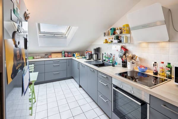 Immobilie in Ismaning - Helle Dachgeschosswohnung mit Balkon und zeitnaher Bezugsfreiheit - Bild 4