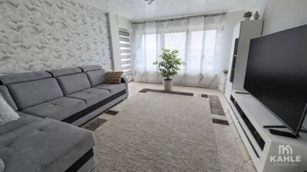 Immobilie in Sassenberg - Kaufobjekt:  Wohnglück für Großfamilie mit Blick ins Grüne in ruhiger Lage von Sassenberg-Füchtorf - Bild 2