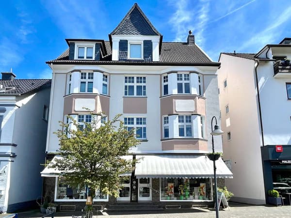 Immobilie in Sprockhövel - Attraktives Wohn- und Geschäftshaus im Ortskern von Niedersprockhövel - Vollvermietetes Anlageobjekt - Bild 0