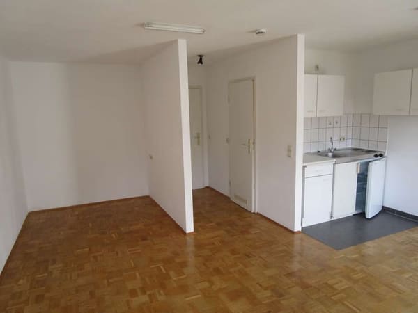 Immobilie in Lauffen am Neckar - 1 1/2-Zimmer-Eigentumswohnung im 3. OG eines Mehrfamilienhauses in Lauffen - Bild 2