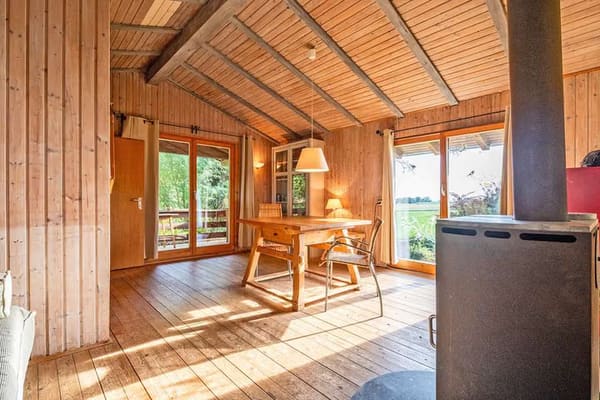 Immobilie in Affing - Ein herrlicher Rückzugsort: charmantes Wochenend-Blockhaus auf idyllischem Grundstück - Bild 0