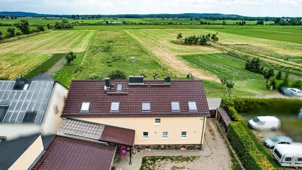 Immobilie in Falkenberg - schöne kernsanierte Gründerhausvilla mit 3 WE sofort vermietbar inkl. Pferdestall und Ferienwohnung - Bild 4