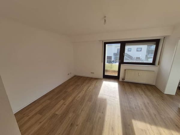Immobilie in Bad Soden-Salmünster - Einzugsfertig renoviert: hübsche Zweizimmer Wohnung zum Topp-Preis - Bild 1