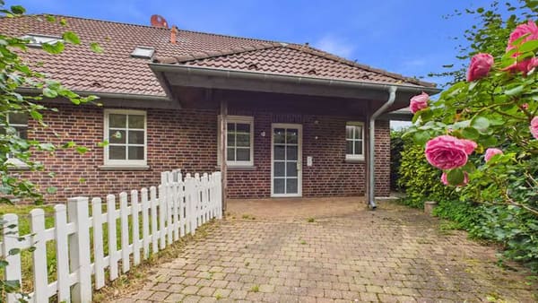 Immobilie in Sonsbeck - Freistehendes Einfamilienhaus im Dornröschenschlaf - Bild 0