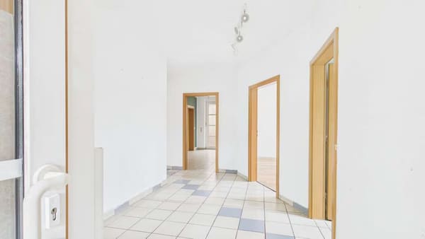 Immobilie in Sonsbeck - Freistehendes Einfamilienhaus im Dornröschenschlaf - Bild 2