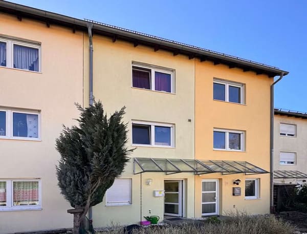 Immobilie in Igensdorf - +++VIEL WOHNFLÄCHE - KLEINER GARTEN!
VERMIETETES REIHENMITTELHAUS IN BESTER LAGE IN IGENSDORF+++ - Bild 0