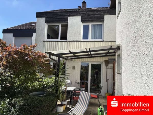 Immobilie in Eislingen/Fils - Reihenmittelhaus mit Einzelgarage in ruhiger Lage! - Bild 0