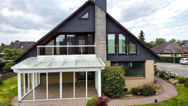 Immobilie in Melbeck - Exklusives Einfamilienhaus mit Panorama-Wintergarten, Sauna, Pelletheizung & Traumgarten in Melbeck - Bild 0