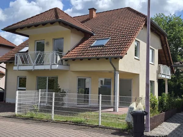 Immobilie in Kindsbach - Viel Freiraum: Großzügiges Einfamilienhaus in Kindsbach - Bild 0