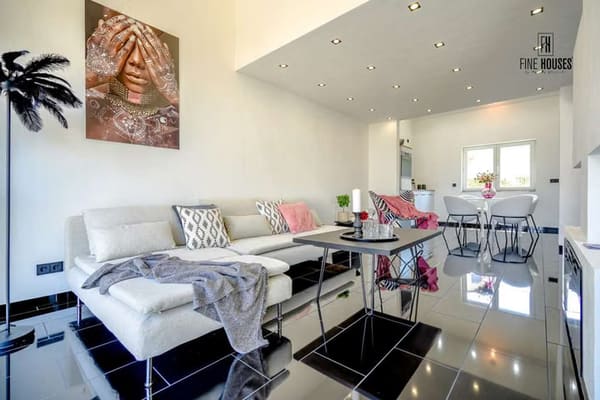 Immobilie in Lützelbach - Modernes Wohnkonzept in Lützelbach | Architektenhaus mit drei Wohneinheiten und unzähligen Perspekti - Bild 3