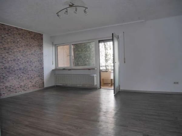 Immobilie in Gunzenhausen - 2 Zimmer ETW mit Balkon, Stellplatz, Kellerabteil - Bild 0