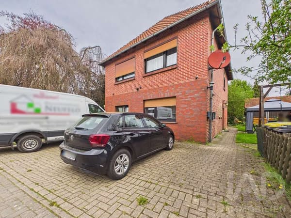 Immobilie in Hille - Gepflegtes 3-Familienhaus in 32479 Hille – Voll vermietet, 166 m², neue Gas-Therme - Bild 1