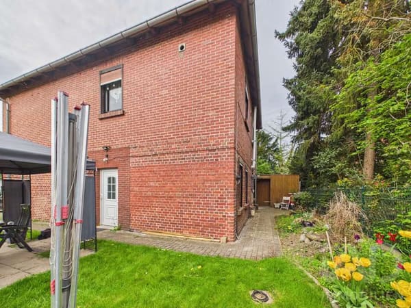 Immobilie in Hille - Gepflegtes 3-Familienhaus in 32479 Hille – Voll vermietet, 166 m², neue Gas-Therme - Bild 3