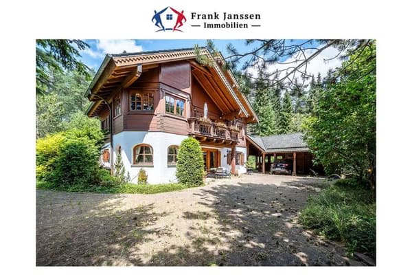 Immobilie in Rockeskyll - Einzigartiges Eifel-Chalet in Rockeskyll I Doppel-Carport I Gartenpavillon mit Küche I Jagd-Kühlhaus - Bild 0