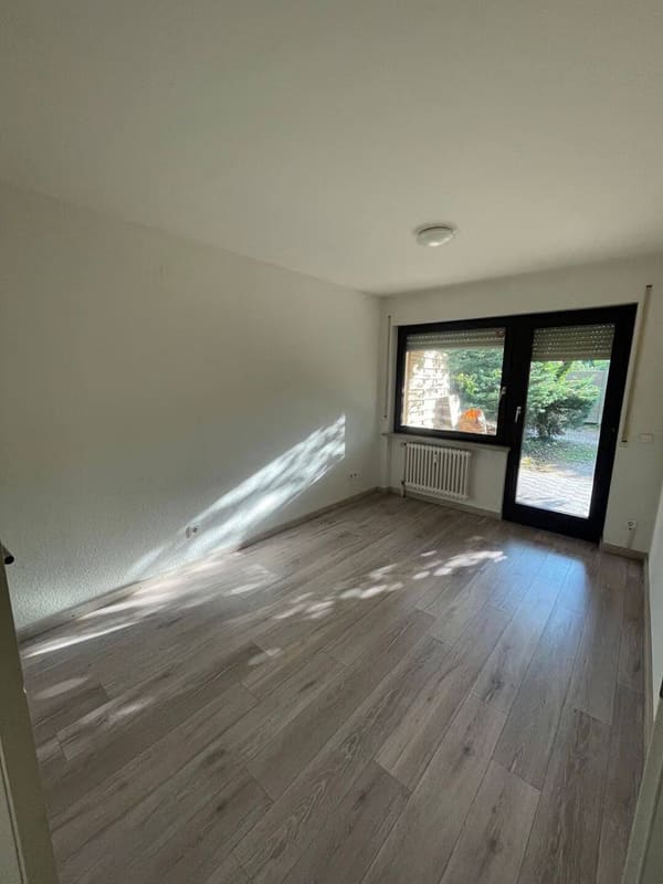 Immobilie in Bad Bellingen - Helle 2-Zimmer-Wohnung im Erdgeschoss - Nähe Kurpark - Bild 1